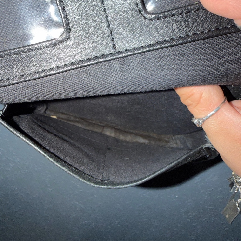 Vintage Fossil Black Leather Crossbody Bag - Picture 5 of 5